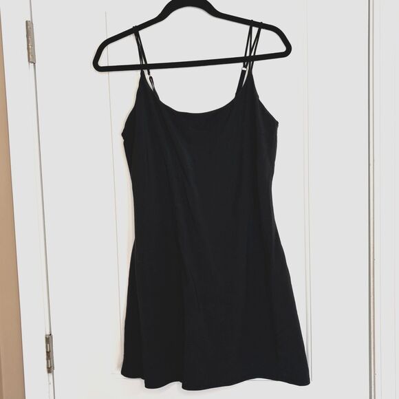 Abercrombie & Fitch Dresses & Skirts - Abercrombie & Fitch Black Traveler Mini Athletic Medium M Dress Built in Shorts